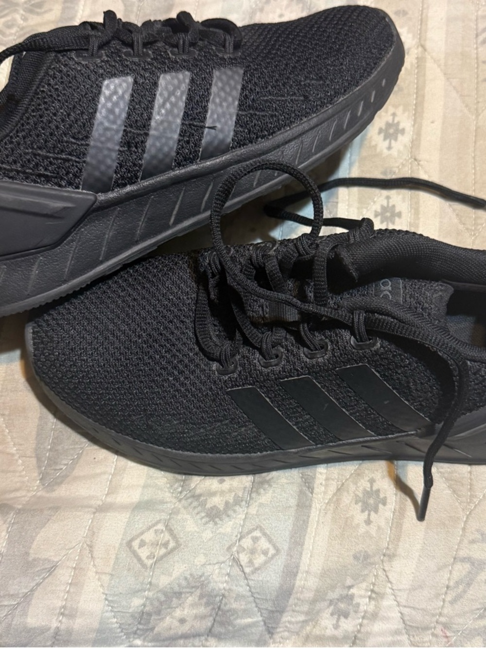 adidas Men's Black Mesh Athletic Training Shoes